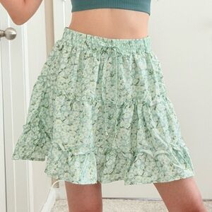 #013 | Floral Boho Tiered Mini Skirt | Green | S/M | Banded Waist
